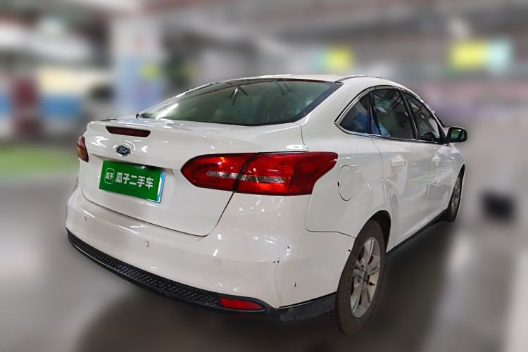 Used Ford Focus 2015 Sedan 1.6L Automatic Comfort Model
