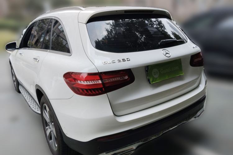 Used Mercedes-Benz GLC 2016 GLC 260 4MATIC Luxury Model

