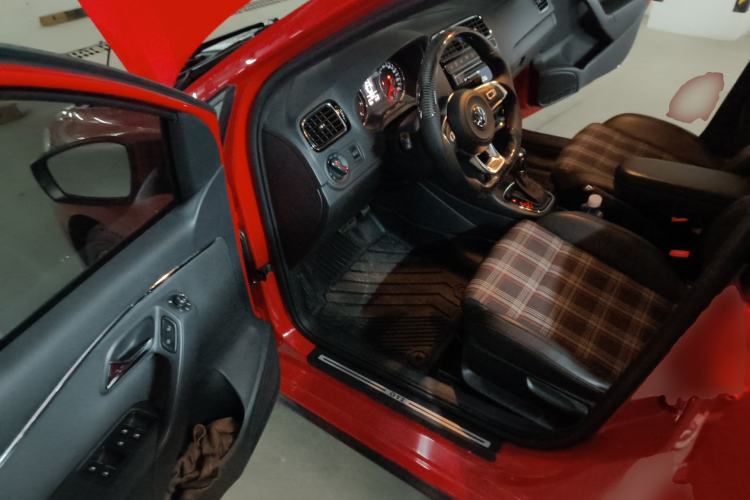 Used Volkswagen Polo 2016 1.4TSI GTI Driver Seat