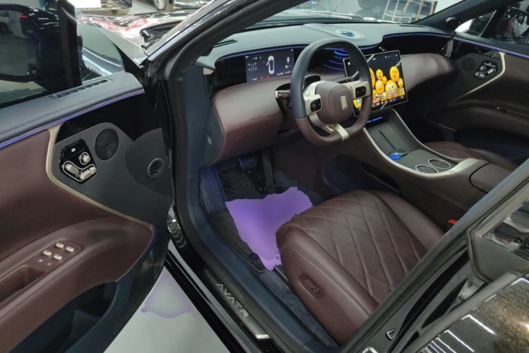 Used Avatr 11 2025 Ultra Extended-Range Edition