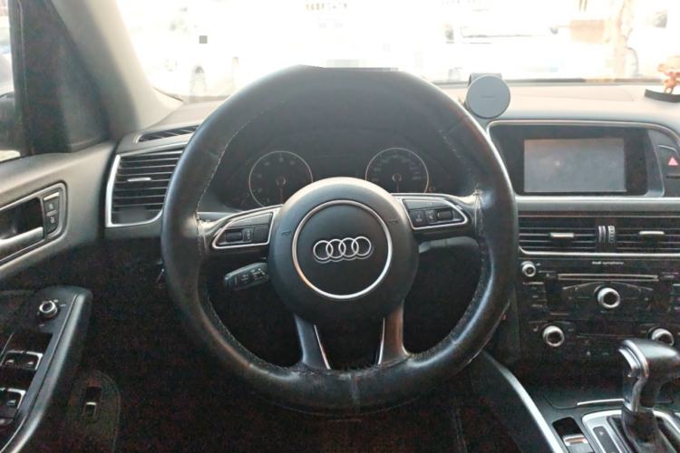 Used Audi Q5 2015 40 TFSI Technology Edition