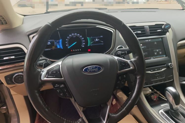 Used Ford Mondeo 2013 2.0L GTDi 200 Luxury Model Steering Wheel