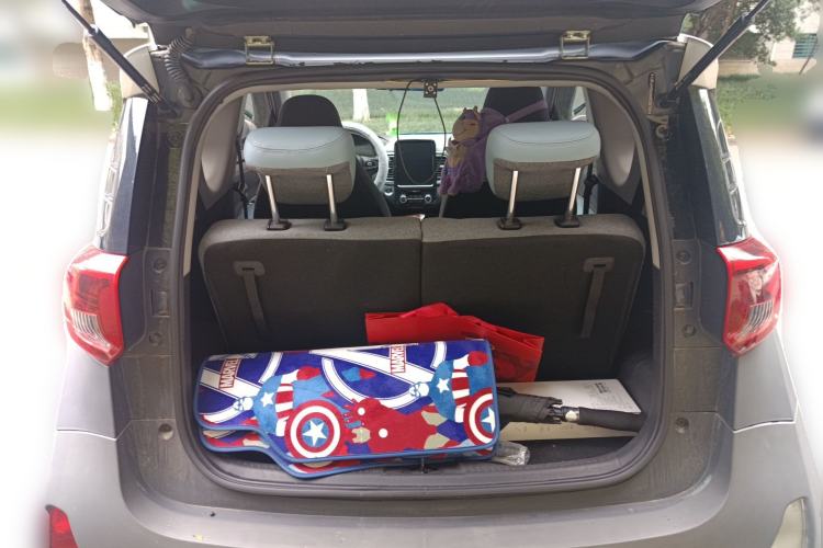 Used Chery QQ Little Ant 2022 Restyled Version Sweet Pink Edition Low-Sugar Version Lithium Iron Phosphate Battery 30.7 kWh 30 kW 301 km Trunk