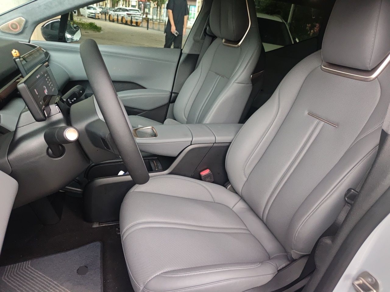 Zeekr X 2023 Rear-Drive YOU Edition 4 Seats — снимка 15