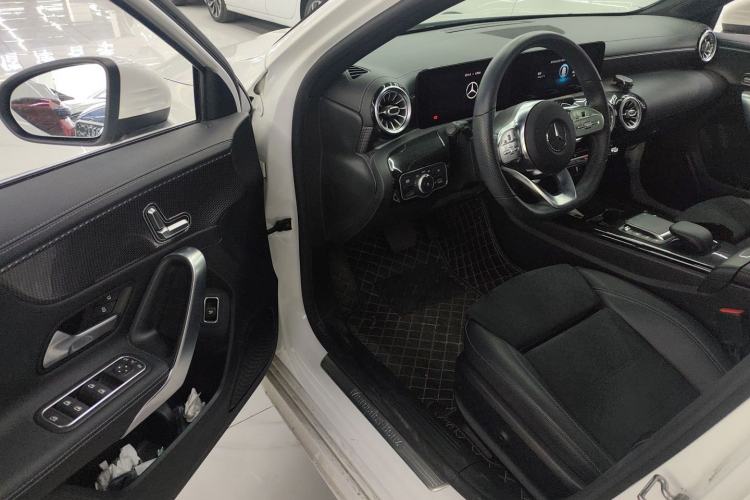 Used Mercedes-Benz A-Class 2020 Restyled A 200 L Sport Sedan Fashion Version