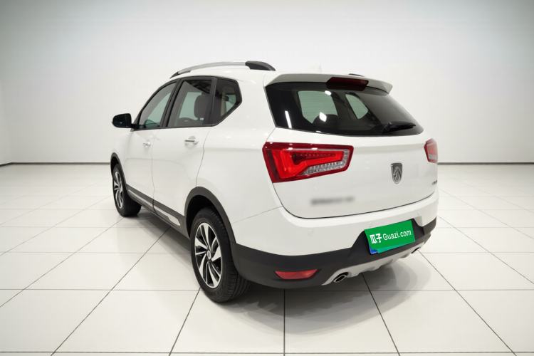 Used Baojun 560 2016 1.5T Manual Luxury Model Exterior 2