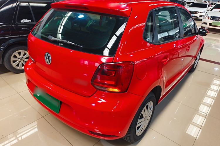 Used Volkswagen Polo 2014 1.4L Automatic Comfort Edition Rear Right 45 Deg