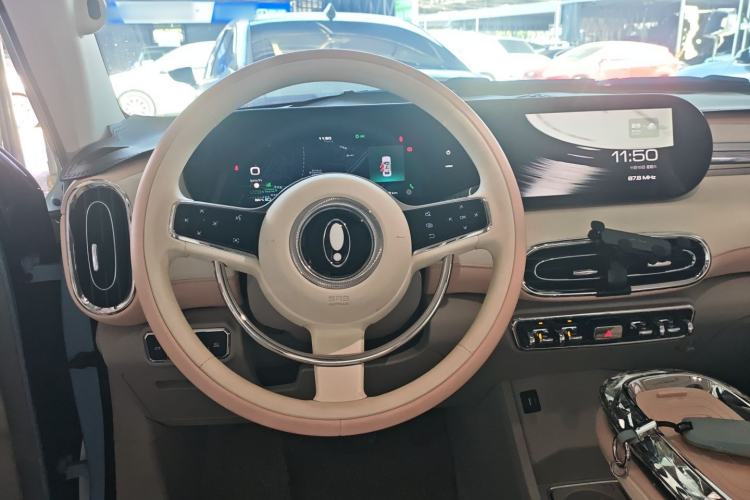 Used ORA Ballet Cat 2022 401 km Alice Edition
