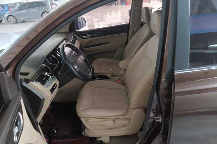 Used Baojun 730 2016 1.5L Manual Comfort Version 7 Seats China V Emission Standard Left Front Seat