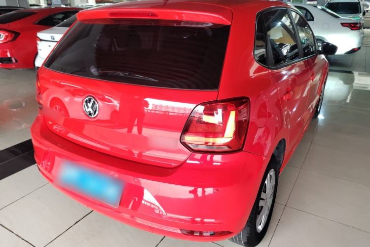 Used Volkswagen Polo 2016 1.4L Automatic Trendy Model Rear Right 45 Deg