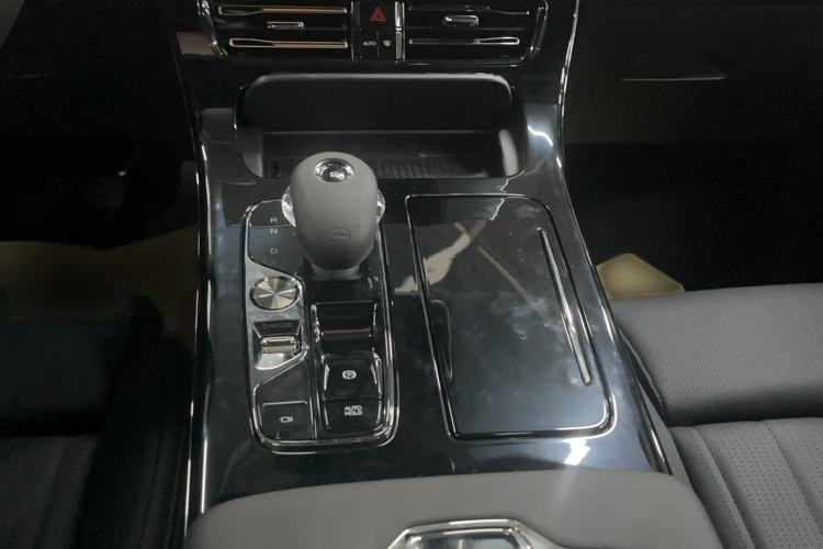 Used GAC Trumpchi M8 2025 Zongshi Series Super Hybrid Edition
