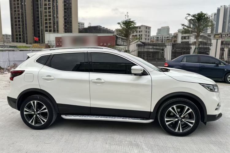 Used Nissan Qashqai 2022 2.0L CVT XV Premier Luxury Edition Exterior 2