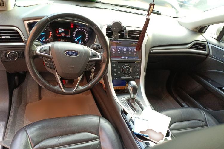 Used Ford Mondeo 2013 1.5L GTDi180 Fashion Edition Center Console