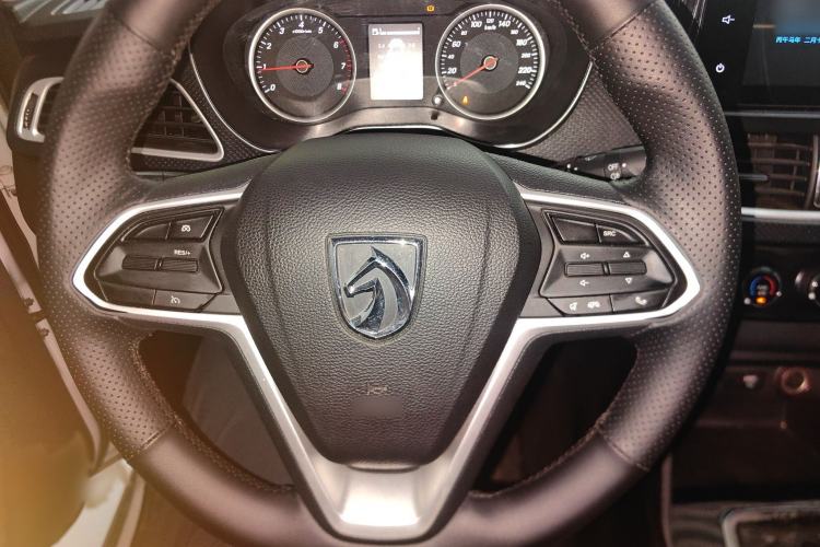 Used Baojun 730 2021 1.5L Manual Fashion Version 7 Seats
