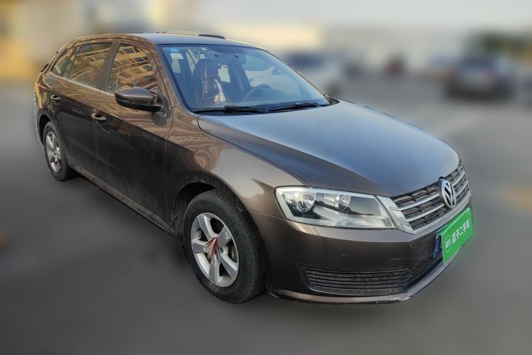 Used Volkswagen Lavida 2013 1.6L Automatic Fashion Edition