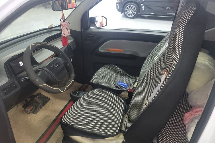 Used Wuling Hongguang MINIEV 2020 Enjoyment Model Lithium Iron Phosphate Left Front Seat