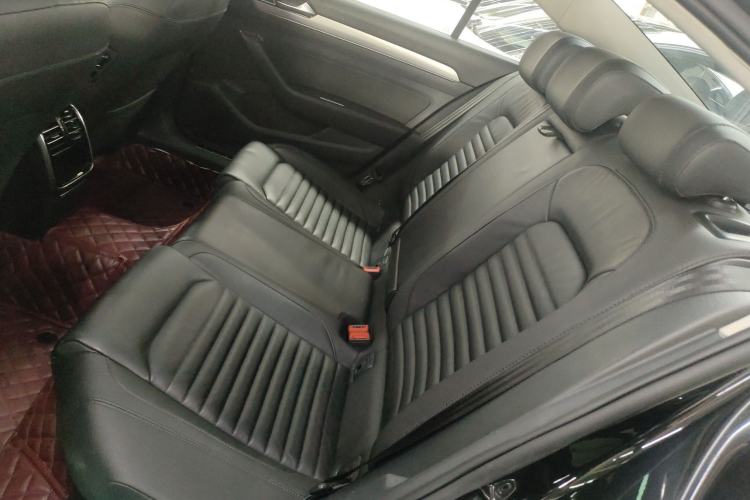 Used Volkswagen Magotan 2019 330TSI DSG Leading Model China VI Standard
