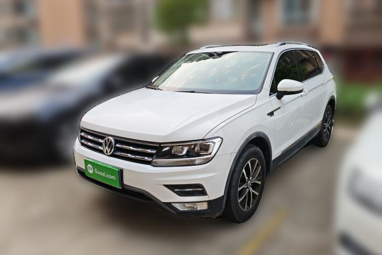 Used Volkswagen Tiguan L 2017 330TSI Automatic Two-Wheel Drive Luxury Edition
