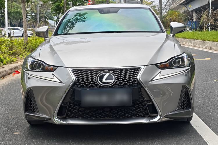 Used Lexus IS 2017 300 FENGSHANG Edition
