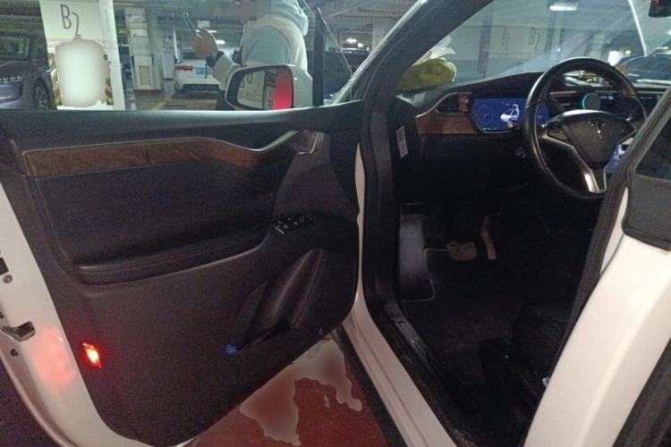 Used Tesla Model X 2016 X 90D
