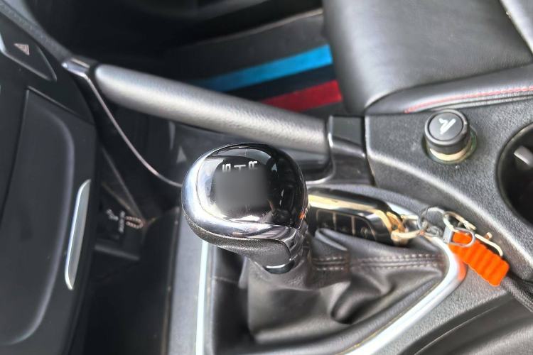 Used Dongfeng Aeolus AX7 2016 1.4T Manual Zhuyue Model
