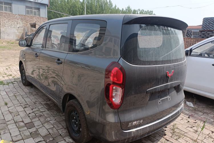 Used Wuling Hongguang New Energy 2024 All-Electric Model 300KM Standard Version Exterior 2