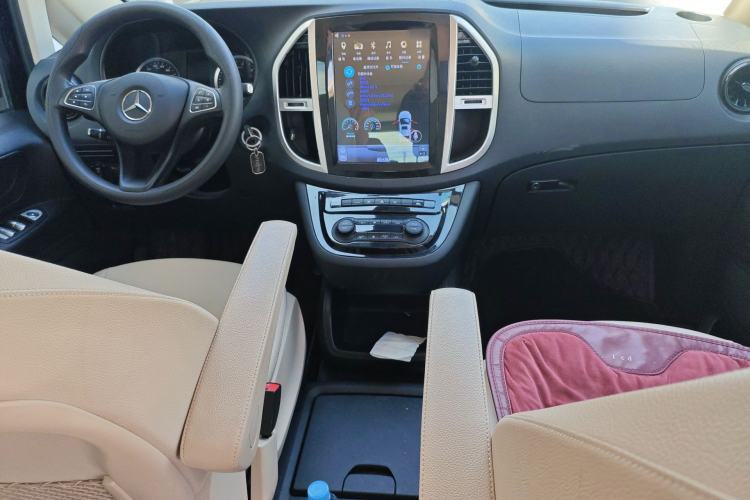 Used Mercedes-Benz Vito 2021 2.0T Elite Version 7 Seats