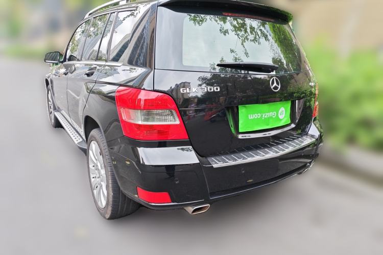 Used Mercedes-Benz GLK-Class 2011 GLK 300 4MATIC Fashion Model Rear Left 45 Deg