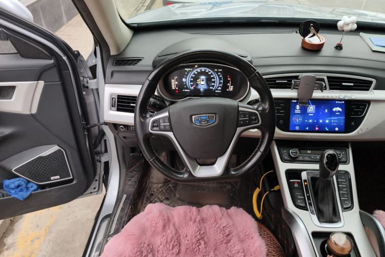 Used Geely Auto Emgrand X7 Sport 2018 1.8TD Automatic All-Wheel-Drive ZhiZun Model with 4G Connectivity