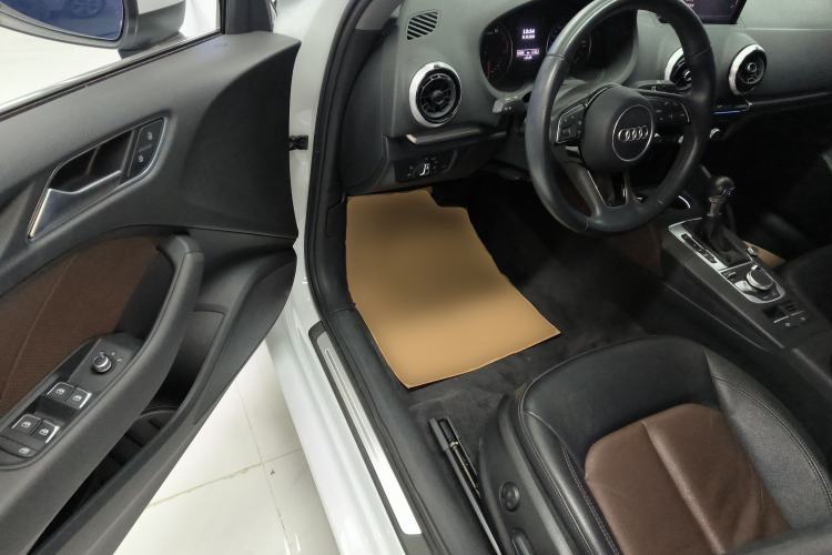 Used Audi A3 2019 Limousine 35 TFSI Style Edition China VI Emission Standard
