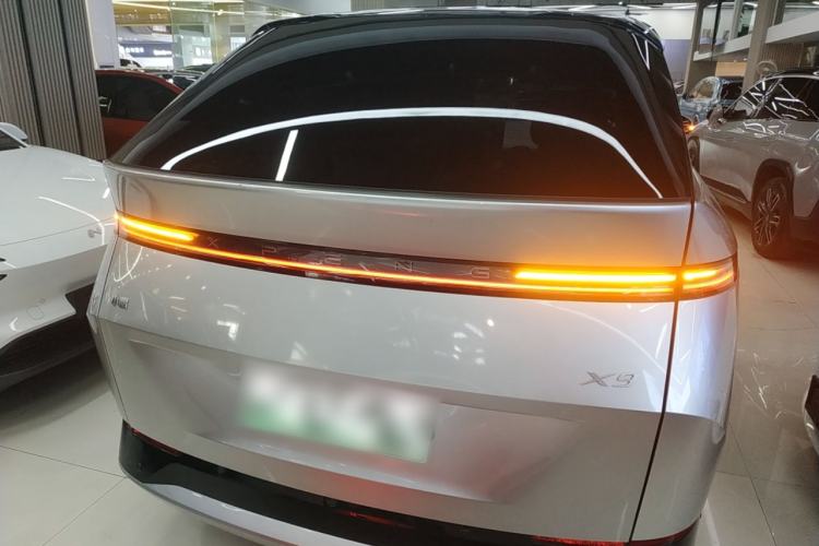 Used XPeng X9 2024 702 Ultra-Long Range Max