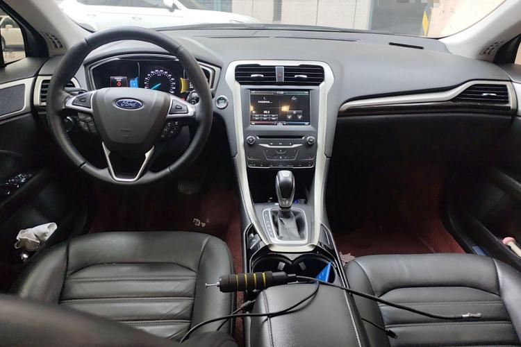 Used Ford Mondeo 2013 2.0L GTDi 200 Luxury Model