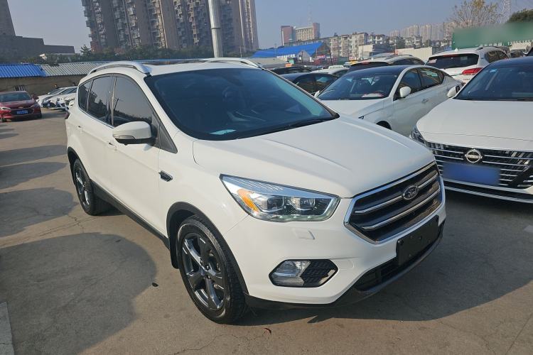 Used Ford Kuga 2019 EcoBoost 180 Two-Wheel-Drive Titanium Plus Model China VI Standard
