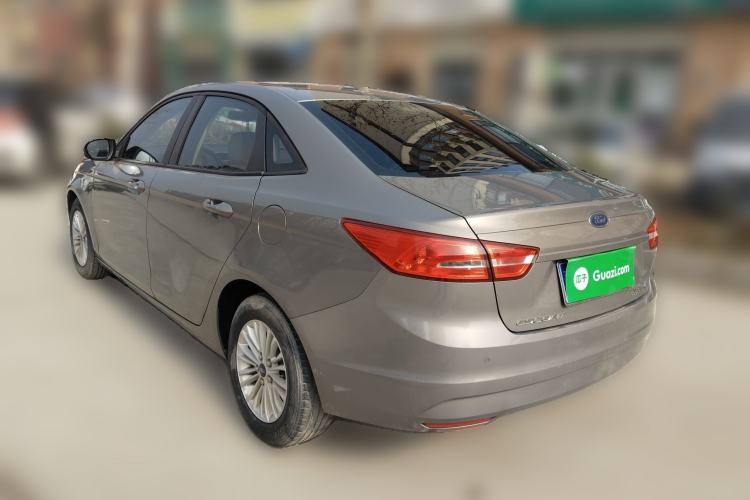 Used Ford Escort 2015 1.5L Manual Comfort Model
