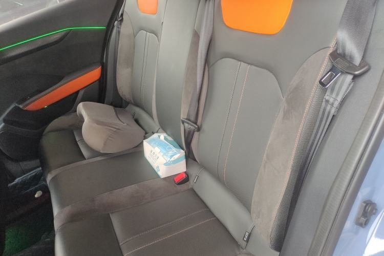 Used Dongfeng Aeolus Yixuan 2023 Mach Edition 1.5T Automatic Champion Version Left Rear Seat