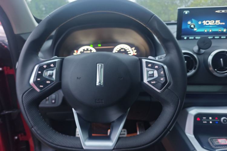 Used Wey VV7 2017 2.0T Flagship Model
