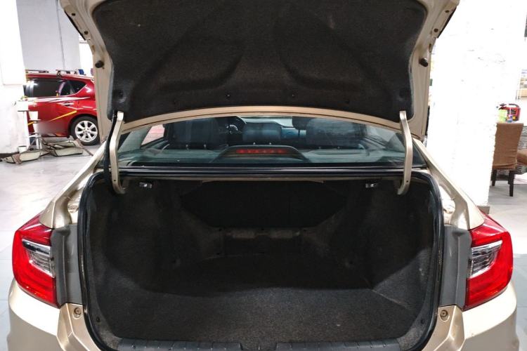 Used Honda Crider 2016 1.8L CVT Luxury Edition
