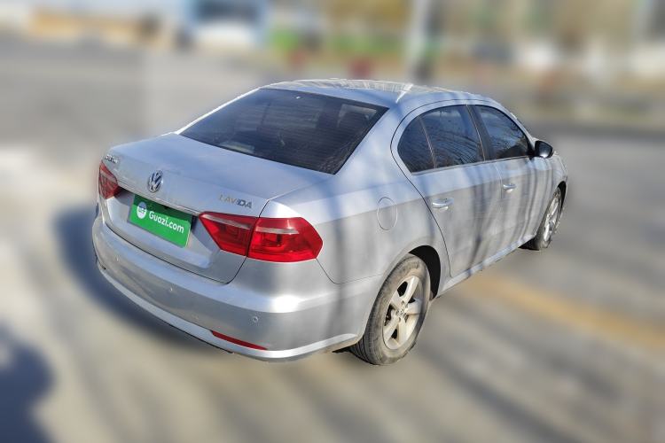 Used Volkswagen Lavida 2013 Revised Classic 1.6L Manual Fashion Edition