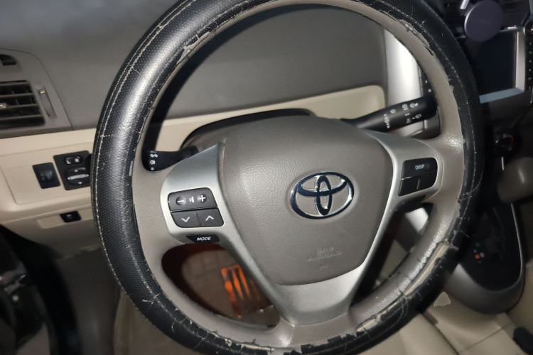 Used Toyota Verso 2011 180G CVT Comfort Edition Steering Wheel