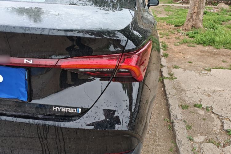 Used Toyota Avalon 2023 Dual-Engine 2.5L Luxury Edition Exterior 3