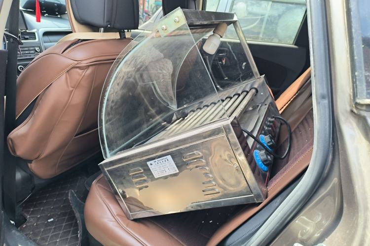 Used Bestune X80 2017 2.0L automatic Technology trim level Left Rear Seat