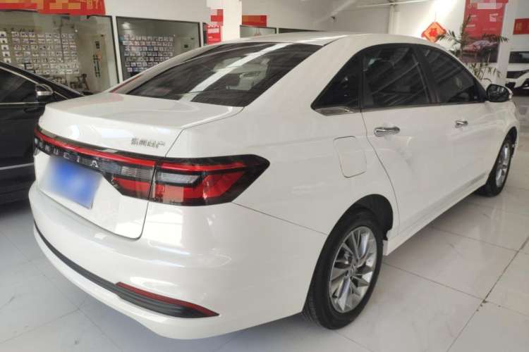 Used Venucia D60 2023 PLUS 1.6L XL CVT Yue Ling Edition
