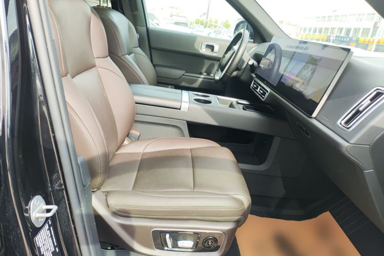Used Li Auto L8 2023 Pro Model Right Front Seat