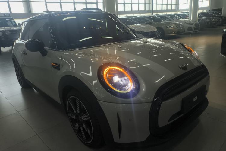 Used MINI 2022 Updated 1.5T COOPER Artist