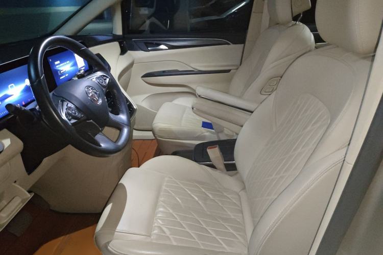 Used Buick GL8 2023 ES Lu Zun Luxury Model Left Front Seat