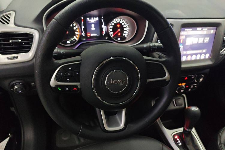 Used Jeep Compass 2020 220T Automatic Leading Edition