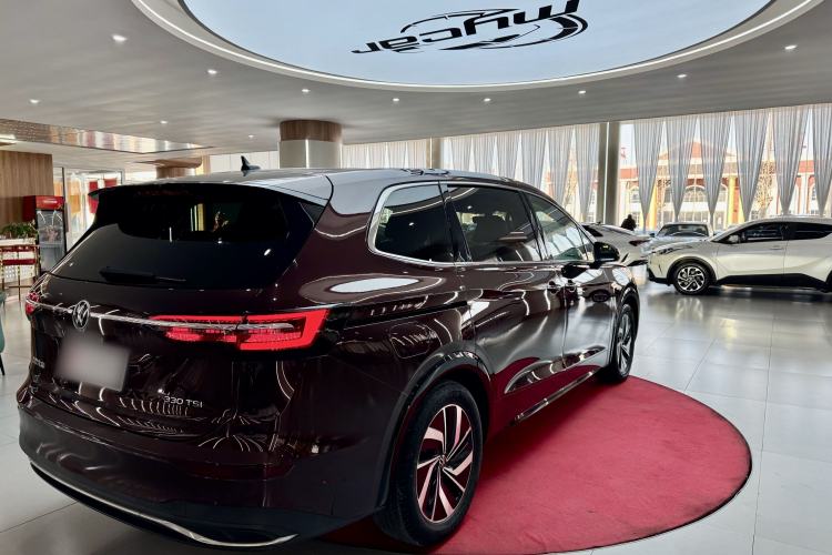 Used Volkswagen Viloran 2022 330TSI Luxury Edition Exterior 7