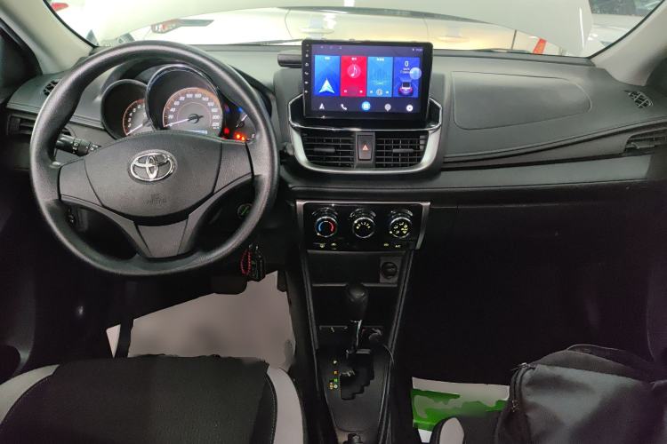 Used Toyota YARiS L Zhi Xuan 2021 1.5L CVT Leading Edition Center Console