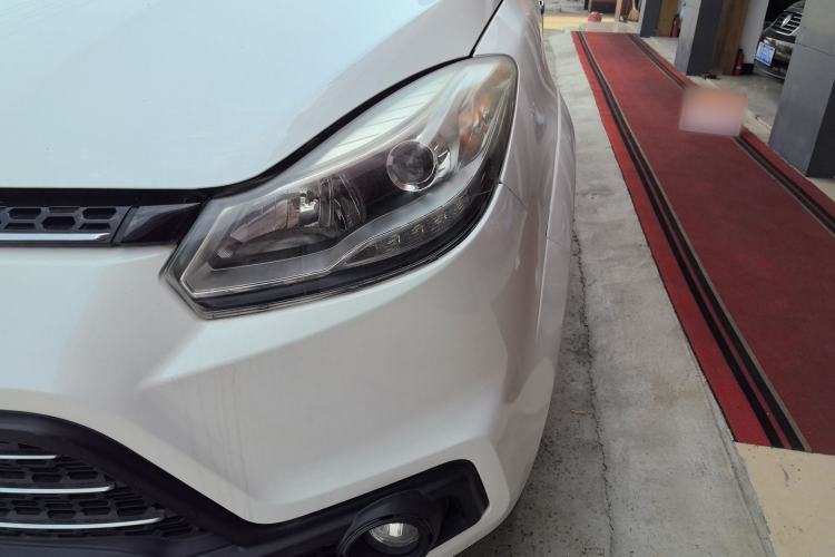 Used JMC Yusheng S350 2016 2.0T Automatic Two-Wheel Drive Gasoline Luxury Edition 5 Seats Left Front Headlight