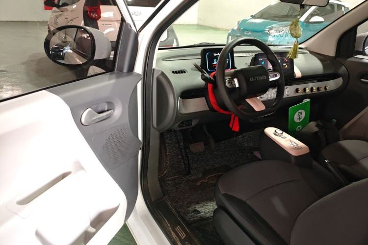 Used CHANGAN NEVO Lumin 2022 155 km – Refreshingly Sweet Edition Driver Seat